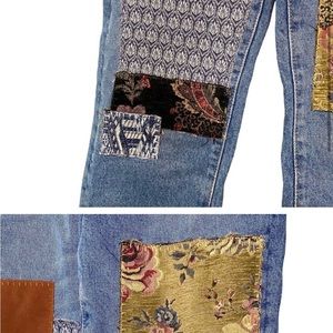 WE THE FREE POPPY PATCHWORK CROPPED BOYFRIEND, JEANS SIZE 26